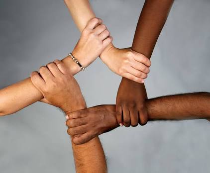"A white has no superiority over black nor a black has any superiority over white except by piety and good action"
Prophet Muhammad (P.B.U.H)
#BlackIsBeautiful
#SayNoToBodyShaming