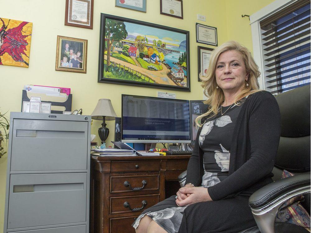 'The next penicillin': Sask. women say medical device reduces infection risk of catheter users https://thestarphoenix.com/health/family-child/the-next-penicillin-sask-women-say-medical-device-reduces-infection-risk-of-catheter-users?utm_term=Autofeed&utm_medium=Social&utm_source=Twitter#Echobox=1547685971 …