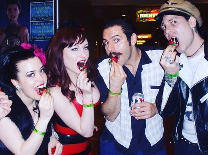 It&rsquo;s been an emotional day in more ways than one. Here is a pic of a great memory with some of my favorite<a href="/tag/vlv13"class="tags"><span>#vlv13</span></a><a href="/tag/scottytecce"class="tags"><span>#scottytecce</span></a><a href="/tag/nickcurran"class="tags"><span>#nickcurran</span></a>