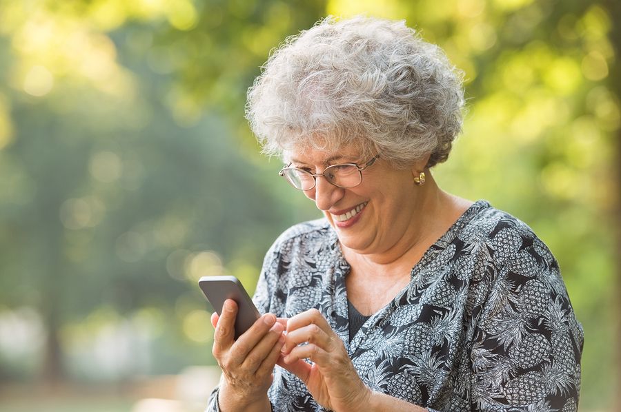 Older adults benefit strongly from doing activities that rely on memory, reasoning, or other mental skills. Explore the multiple apps and online games to help seniors stay sharp and engaged! #brains #memory #mentalskills #mentalsharpness
