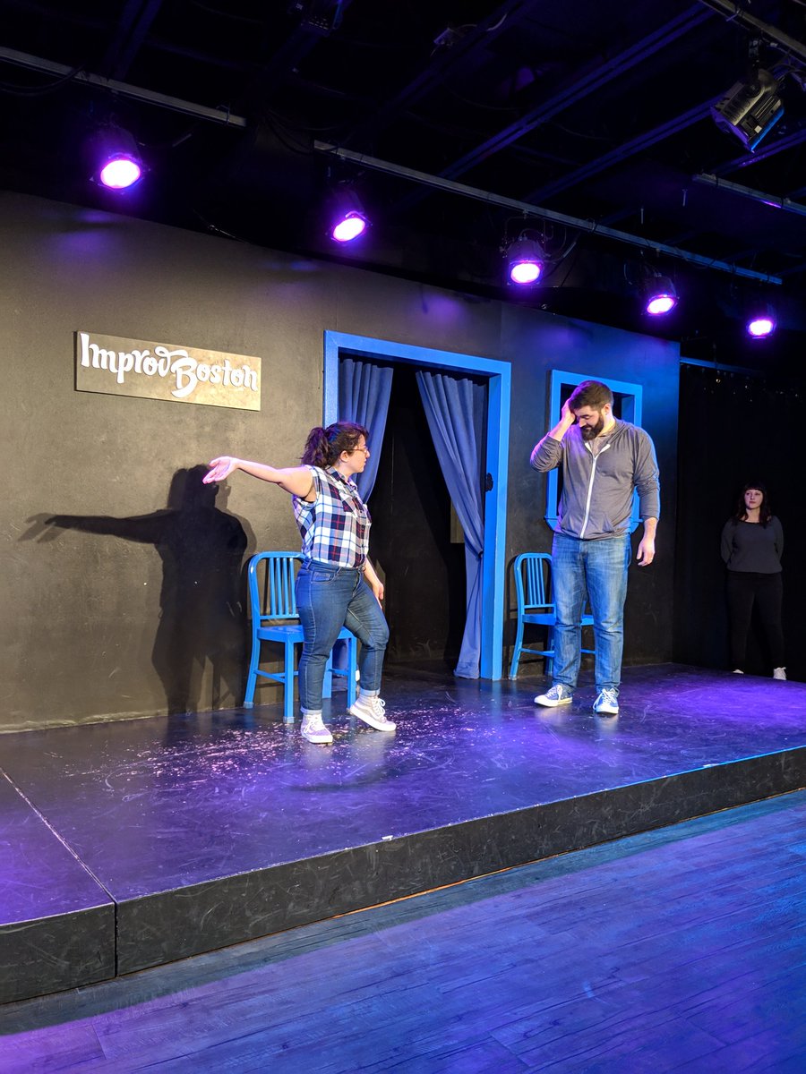 haroldnight's tweet image. So uhh couldn't find a carpet so I rolled the dead body in deli meat. Babylon @improvboston #HaroldNight