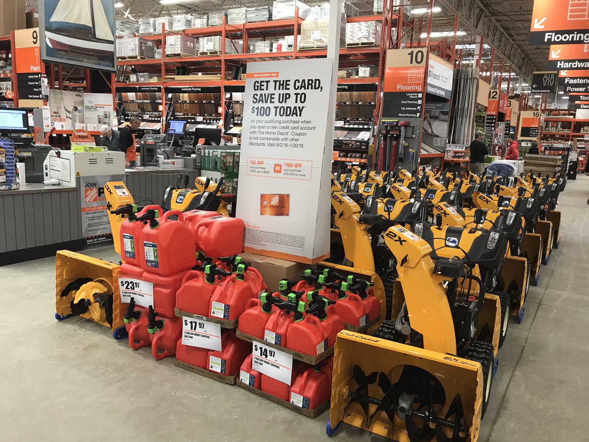 Jeffr_0's tweet photo. #WinterStorm coming? Get yourself ready! WE KNOW SNOW in CNY! #snowpocalypse2019 #snowthrowers @HomeDepot @tfan1999 @raymulno @bwentovich @TylerHage https://t.co/0u9g6E2Hng