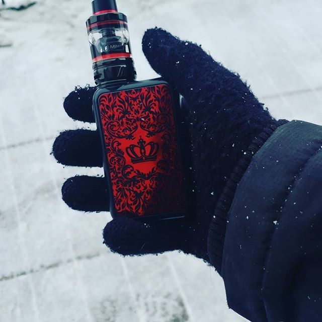 DefazioVapes's tweet photo. Winter vaping https://t.co/bsHfRI6RDo