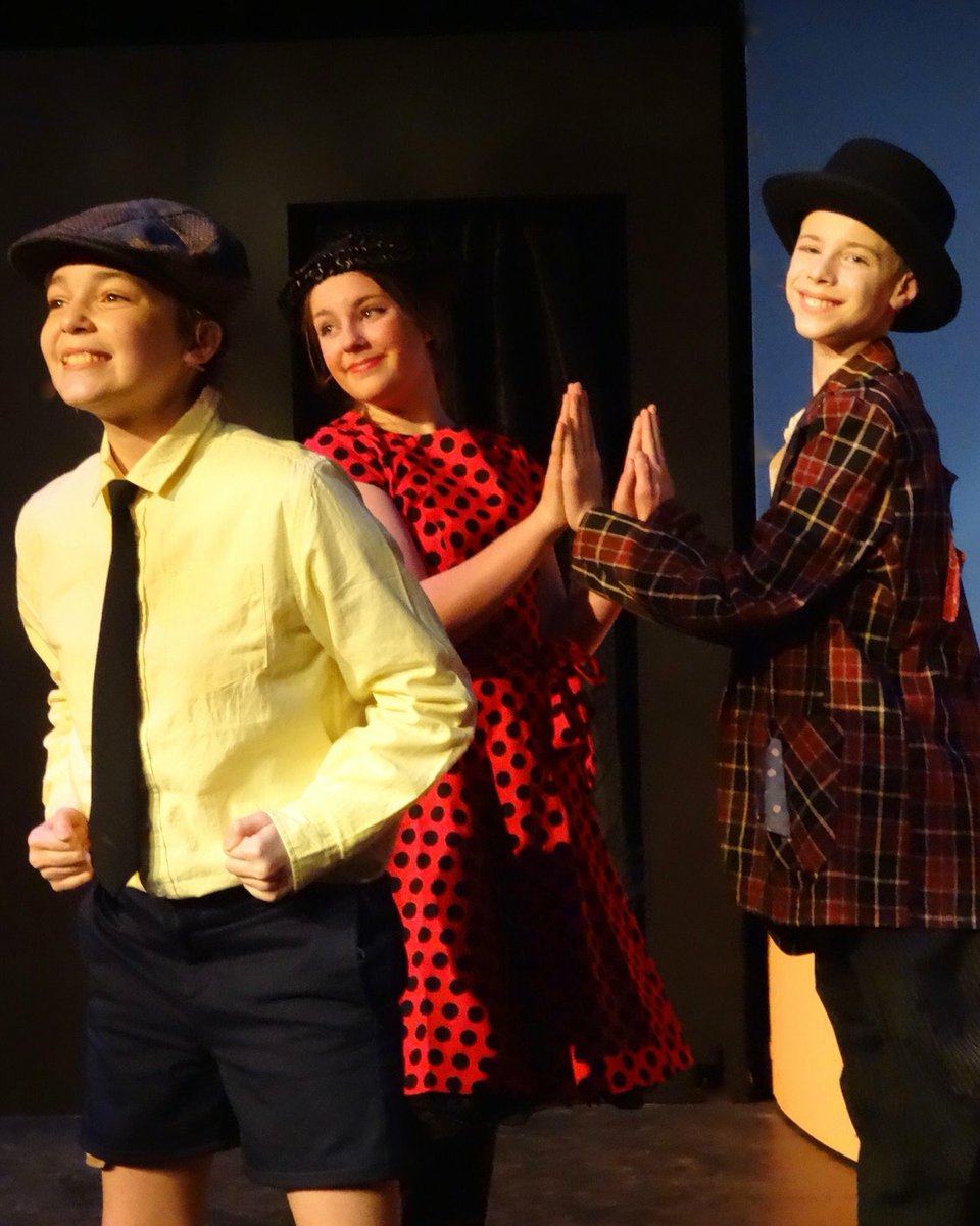 KsBarnPlayers's tweet photo. Our Barn Jr. kids are having so much fun rehearsing James and the Giant Peach! Come see them rock the stage this weekend! (Tickets in bio.) #artskc #theatre https://t.co/FkLZeSUbQE