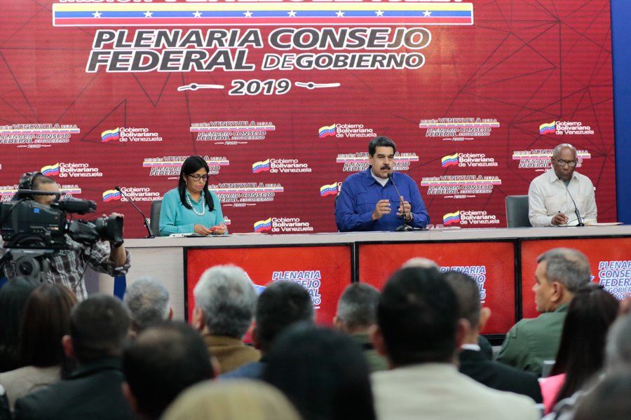 #EnVivo 📹 | “Les pido a gobernadores y gobernadoras, alcaldes y alcaldesas, ministros y ministras que abran un nuevo capítulo en su agenda de intenso trabajo: Misión Venezuela Bella”, manifestó el presidente <a href="/NicolasMaduro/">Nicolás Maduro</a>