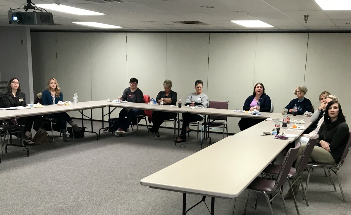 We had so much fun in Le Mars today hanging out with these GREAT nonprofits! If you weren't able to make it, DM us a message and we can get you set up on volunteersiouxland.org today! 🧡