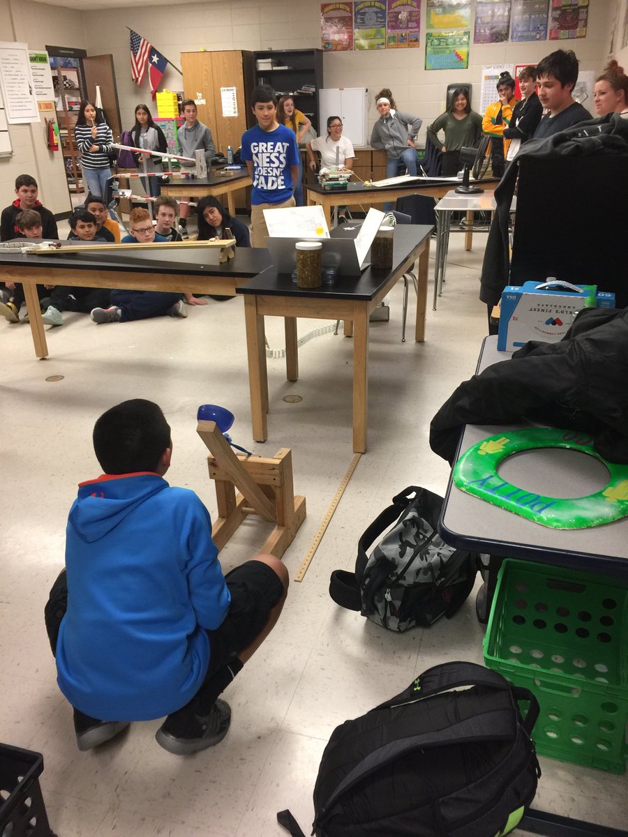aisd__adv_acad's tweet photo. Rube Goldberg projects at HJH! https://t.co/MVT7e8gIoi