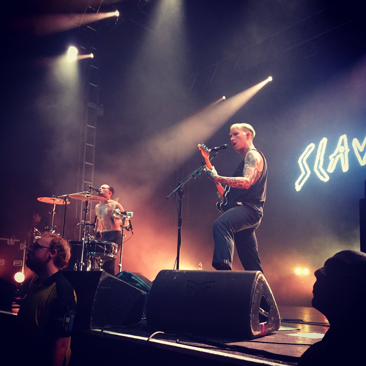 HotshotJamie's tweet photo. Few photos from @Slaves https://t.co/pXXkSLEBfI