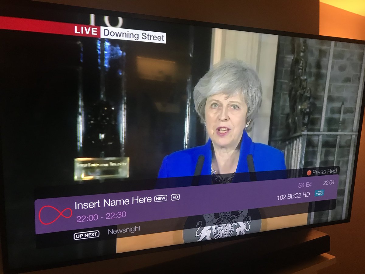 Ridge_Too_Far's tweet image. Is this top trolling of @theresa_may by the @BBCNews outside 10 Downing Street? #InsertNameHere