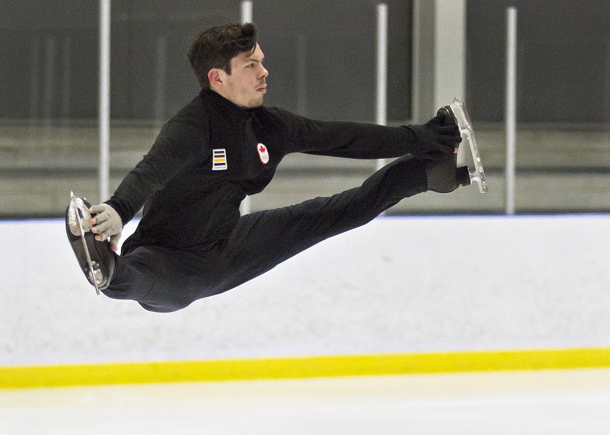 EXPbthompson's tweet photo. #Figure #skating sensation Keegan Messing practises this morning @WayneGretzkySC in front of his choreographer, #Brantford native Lance Vipond, and coach @RalphBurghart. Messing is favoured to win the #national title this weekend. @TheExpositor @LanceV72 @KeeganMOnline https://t.co/8aCILtOPjM