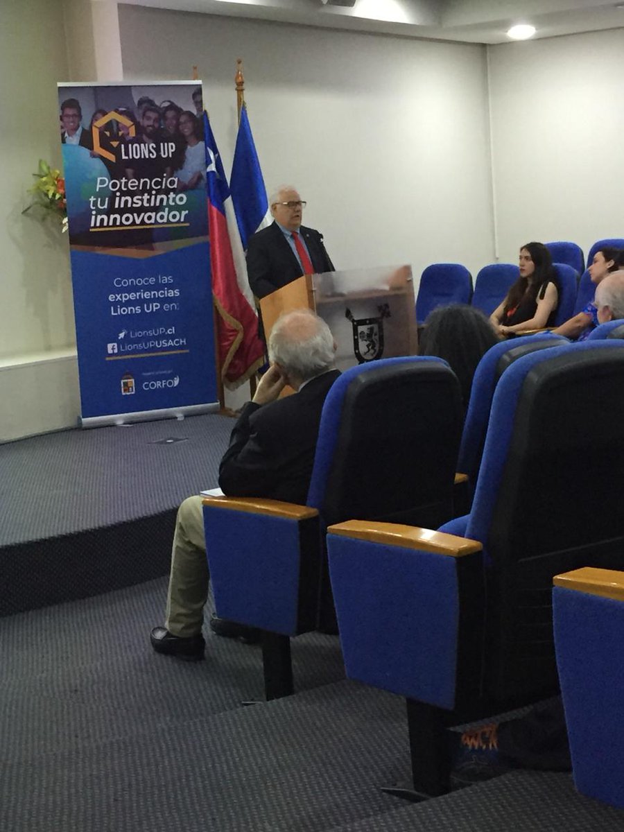 UsachIngenieria's tweet photo. El Decano de la facultad de Ingeniería @usach da inicio al cierre de Lions Up, innovación abierta. Éxito a nuestros estudiantes con talento emprendedor @Consorcio2030 #FinalPIA https://t.co/TDTxjJ0bKm