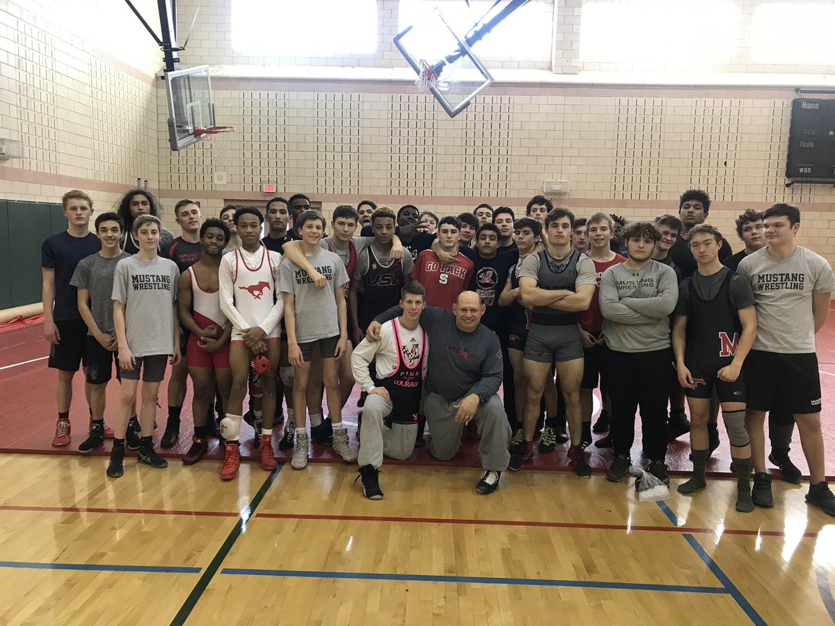 MCreekwrestling's tweet photo. Blessed to have great friends! @FCAWrestling #mustangway #singletday https://t.co/xAHtbzHzYm