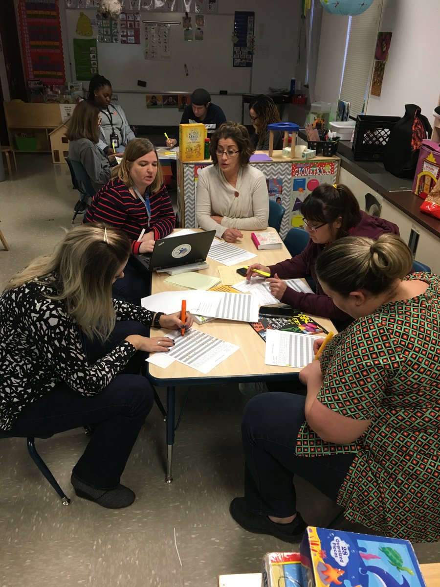 DeirdraJ tweet media