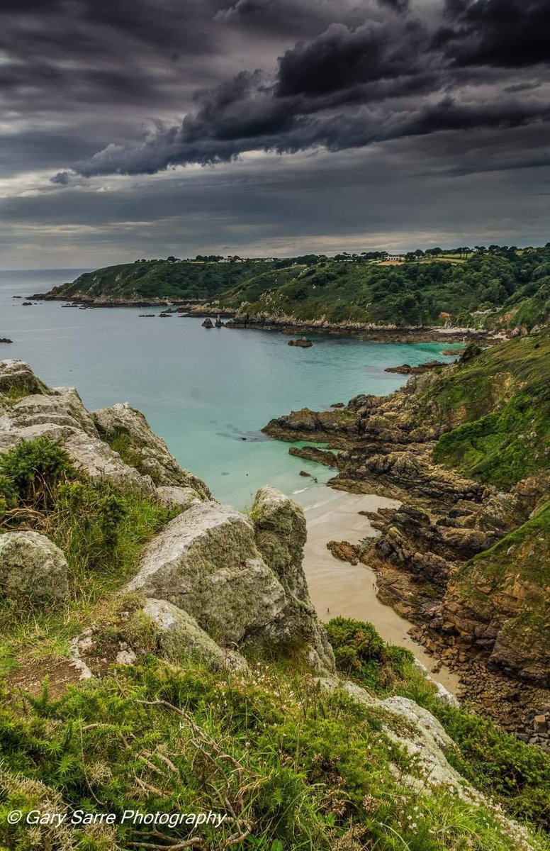 TourGuideCourse's tweet image. Beautiful Guernsey #tourguidecourse#maureenmossmoretolife