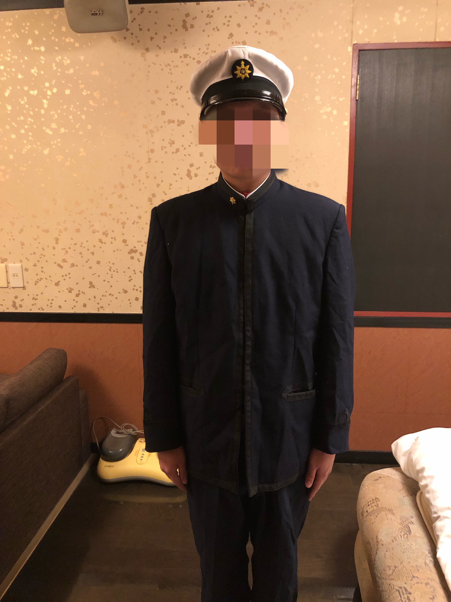 Twitter 上的 ぬこ 水産高校の学生君になってもらいました 学生帽と海軍型学生服が似合います T Co Y1ohifqewz Twitter