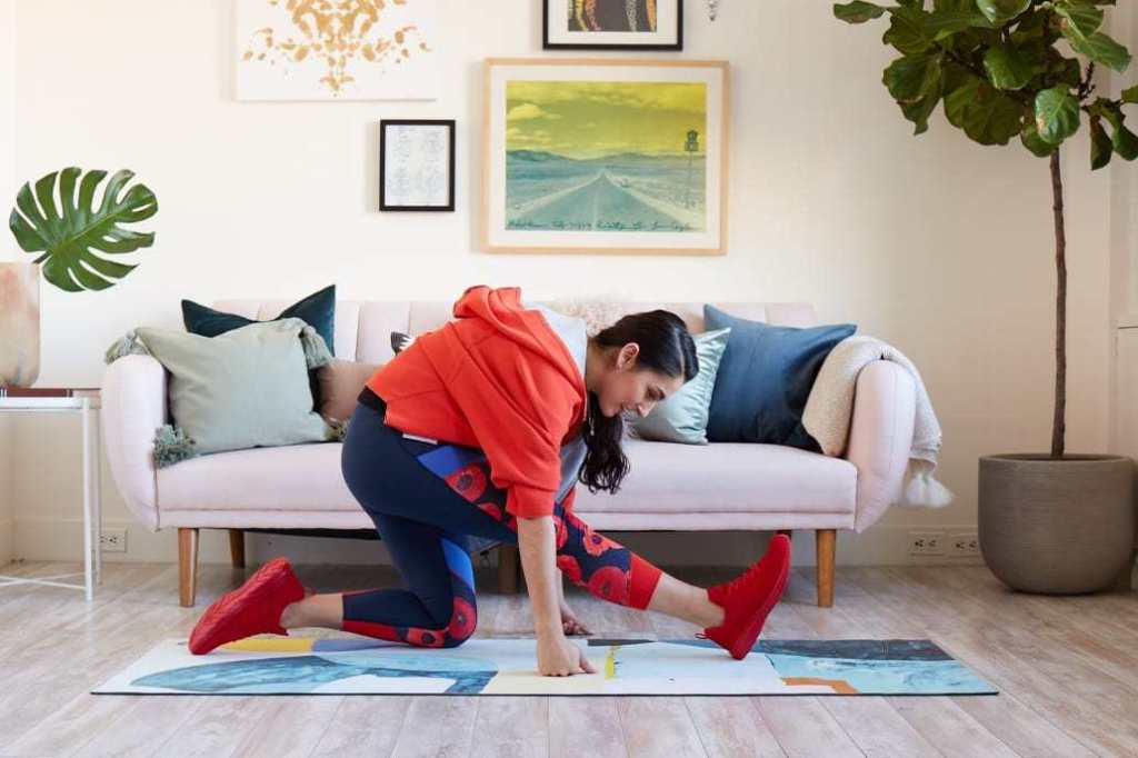 crazyforus's tweet image. 7 Simple Living Room Stretches You Should Do If You Sit at a Desk All Day; #stretches #wellness #stretchingroutine #fullbodystretching crazyforus.com/articles/livin…