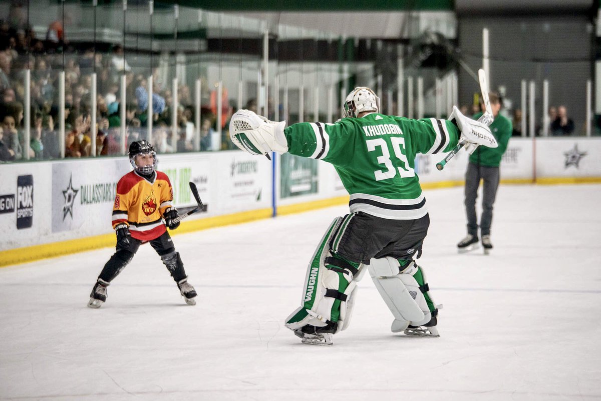MadiShae29's tweet photo. This. Is. Everything.

Anton Khudobin goes in for the bear hug with Anderson McDuffie after The EKG’s win. @MakeAWish https://t.co/6D4LaM9t4o