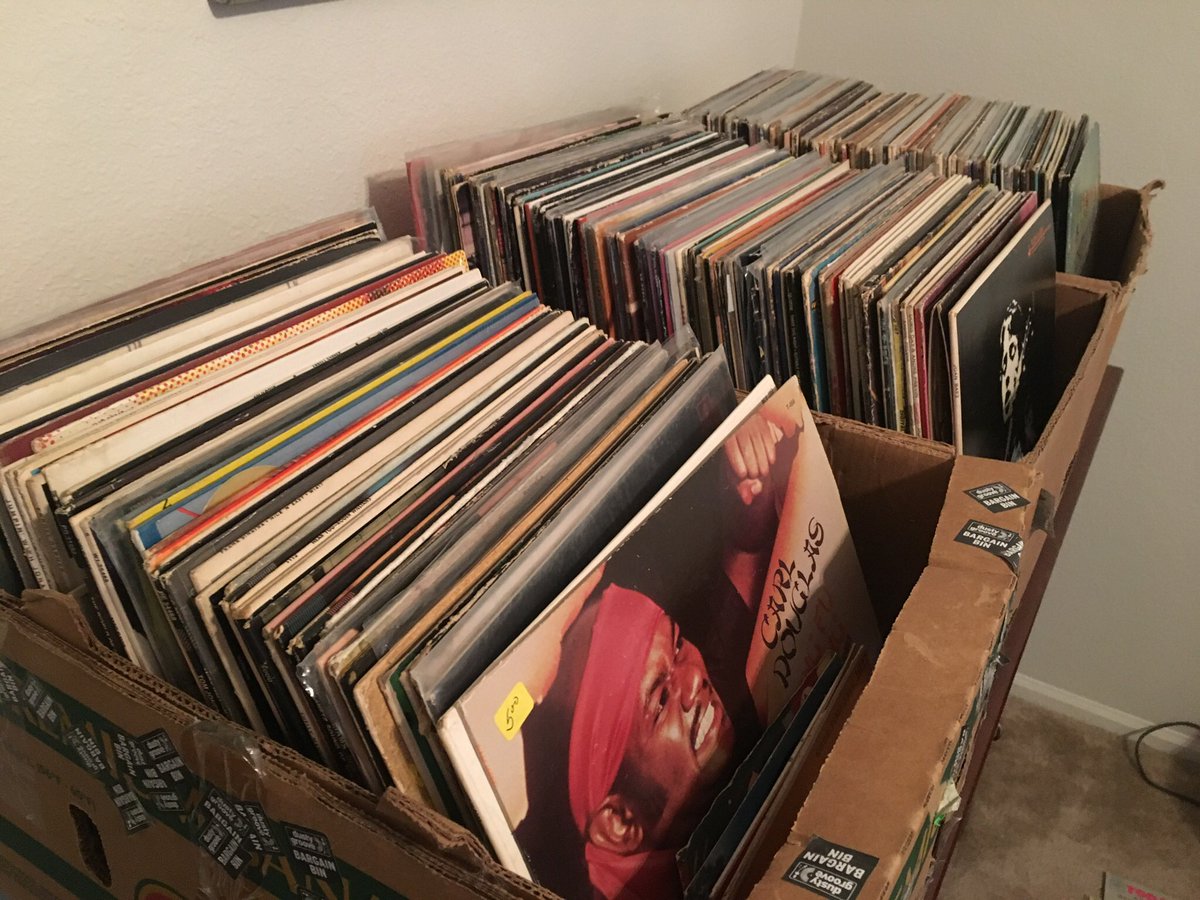 Free Agentz tweet media