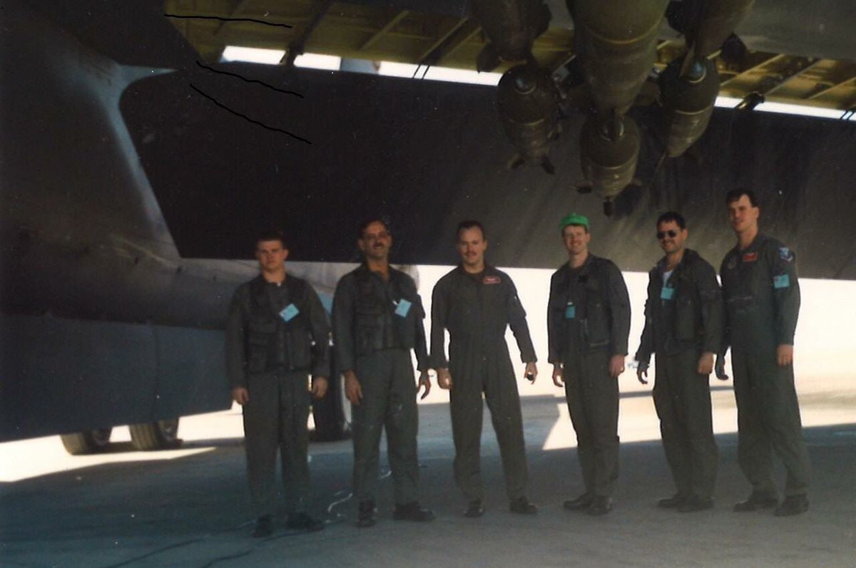 tyorkjr's tweet photo. 28 years ago... 1708th Provisional Bombardment Wing, Prince Abdulla AB, Jeddah, Saudi Arabia #B52 #DesertStorm https://t.co/vnHNjxT8Ud