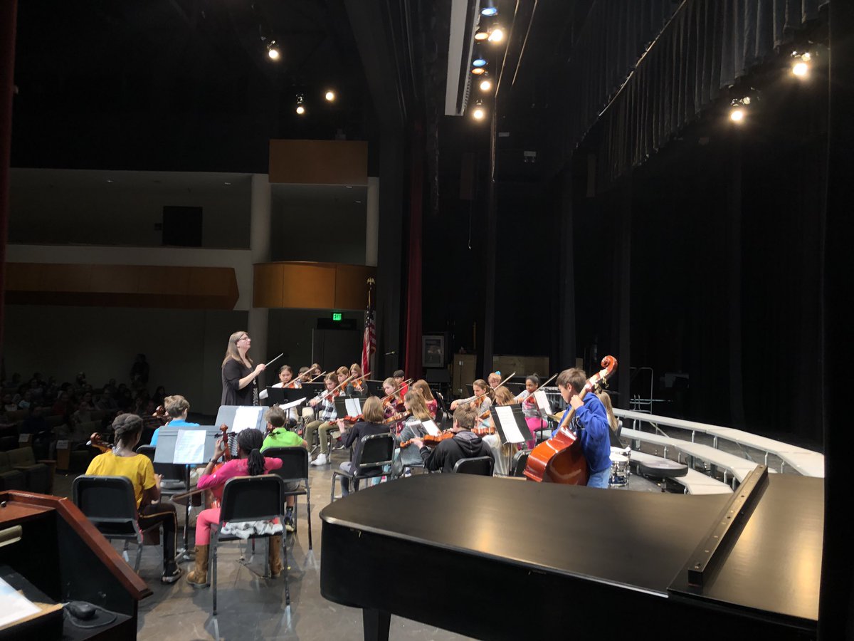 CollegiateArts's tweet photo. The 5th &amp; 6th Grade musicians capped off their winter program with an energetic performance in assembly today. Last night’s concert was beautiful &amp; it was nice to share it with so many family, friends and fellow students. Thanks Mr. Blevins @BryanHooten and @melissasmusic https://t.co/XznTVSAJzP