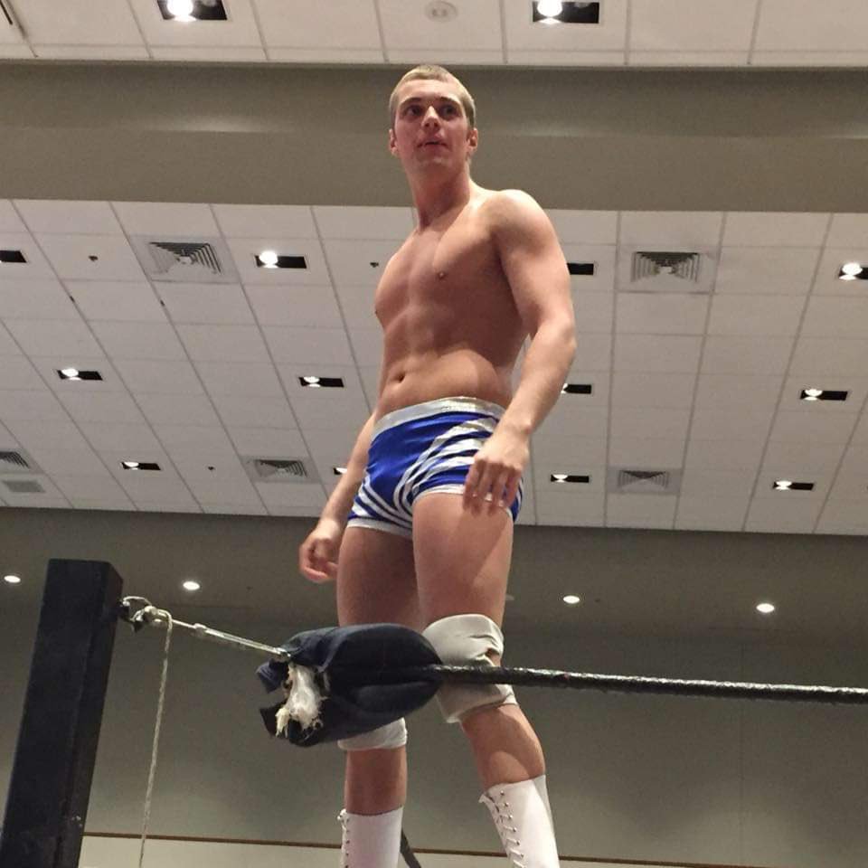 OTWupdates's tweet photo. OTW MARCH MADNESS 
OTW Heavyweight Champion Adam Chandler Vs Johnny Moran
OTW Classic Champion Ty Thomas Vs Nikos Rikos

The OTW debut of The Brothers Of Payne

Fri. March 15, 7:30pm
Big League Dreams
15 Fostertown Rd, Medford NJ

Tickets available NOW @ https://t.co/tmczXwrI8P https://t.co/tky59MBAcM