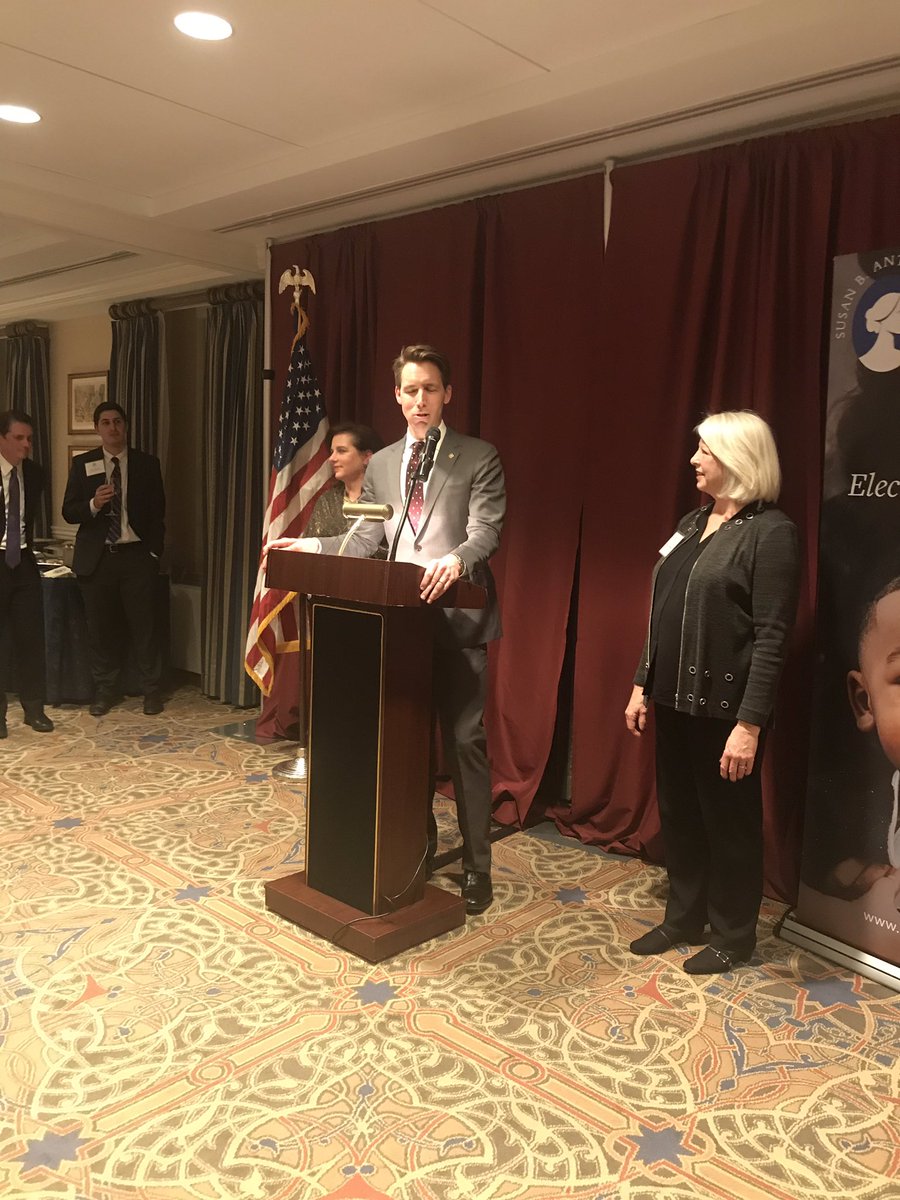 LaurieLee0966's tweet photo. Wonderful to see all our hard work paid off in #MOPX ensuring voters knew how dedicated Josh Hawley is to the #prolife cause!! @SBAList https://t.co/87jTpG8k9k