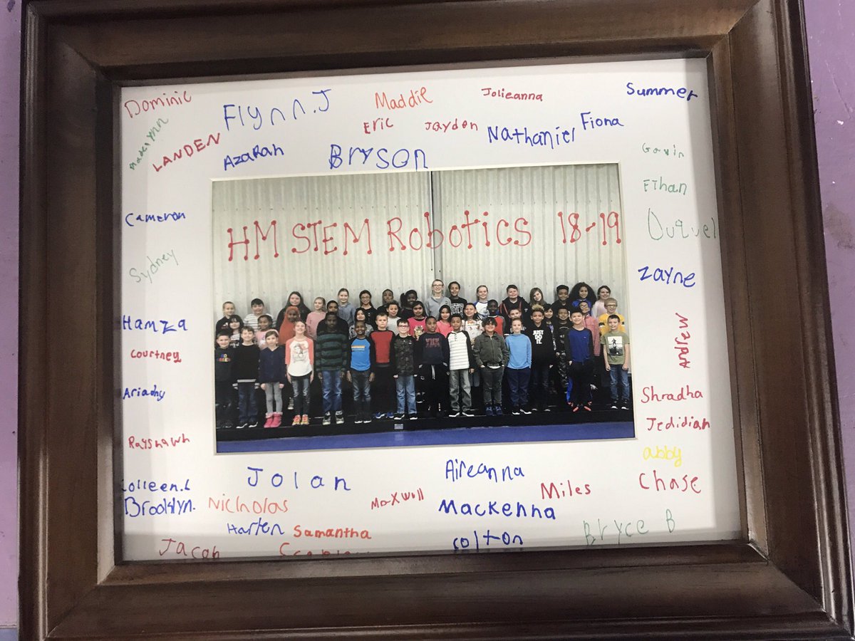 TechDiff4085's tweet image. We funded the @HMSTEMRobotics program for this year. We sent a few folks to see their big open house and it was PACKED! Almost 60 kids participated. #OMGrobots #FIRSTDeepSpace @FRCTeams #REYNproud @ReynSchools