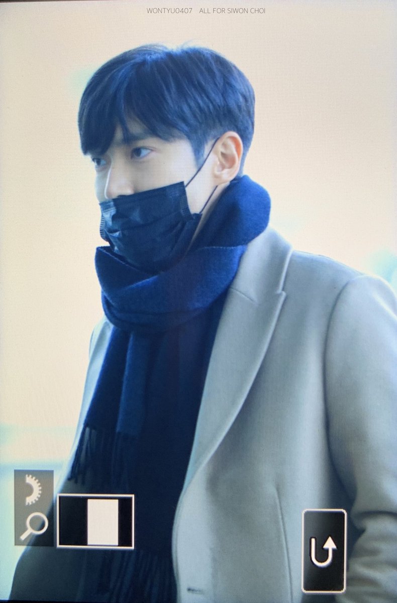 190117
🤭🤭멋지십니다
<a href="/siwonchoi/">Siwon Choi</a> 
​​​#SIWON 
#시원 
#superjunior⁠ ⁠⁠ ⁠⁠ ⁠ 
#슈퍼주니어⁠ ⁠⁠ ⁠⁠
#SMTOWNinChile