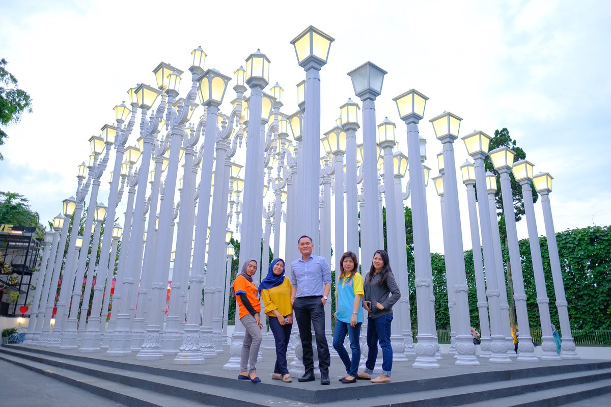 gopriyogo's tweet photo. With Acct &amp; Finance Team before Businiss Review https://t.co/GxYylGRyay