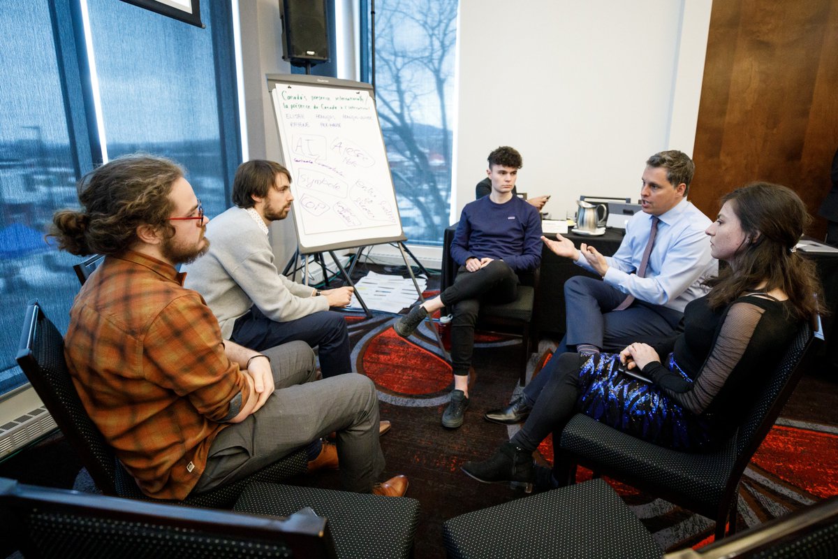 JustinTrudeau's tweet photo. The insight of young Canadians is so important in working to make life better for everyone. From education &amp; skills to climate change to reconciliation with Indigenous peoples, I had a wide-ranging discussion with the PM's Youth Council today. Thanks for your bright ideas! https://t.co/dlL5LNq1u1