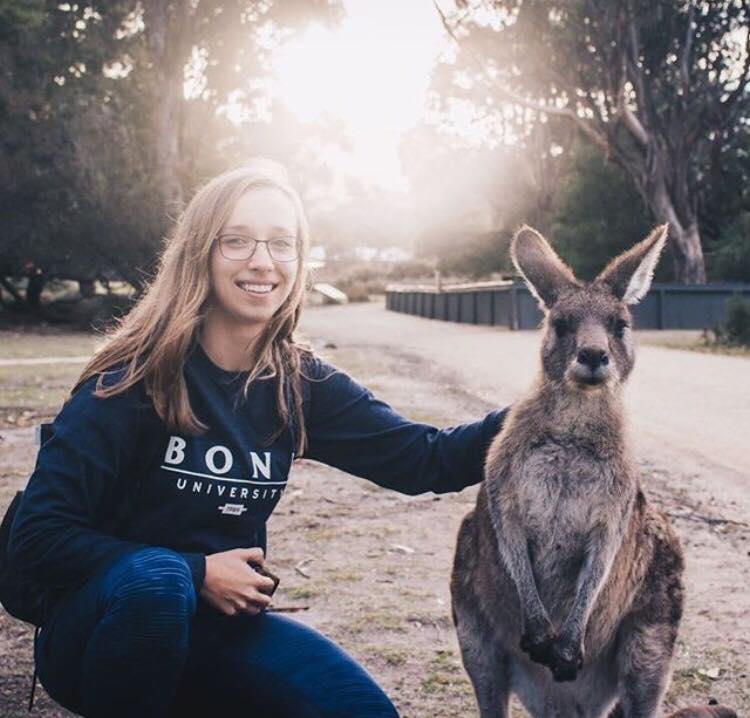 Study abroad friends are the best... especially when they’re as cute at this little guy 🇦🇺 📷 @bonduniversity