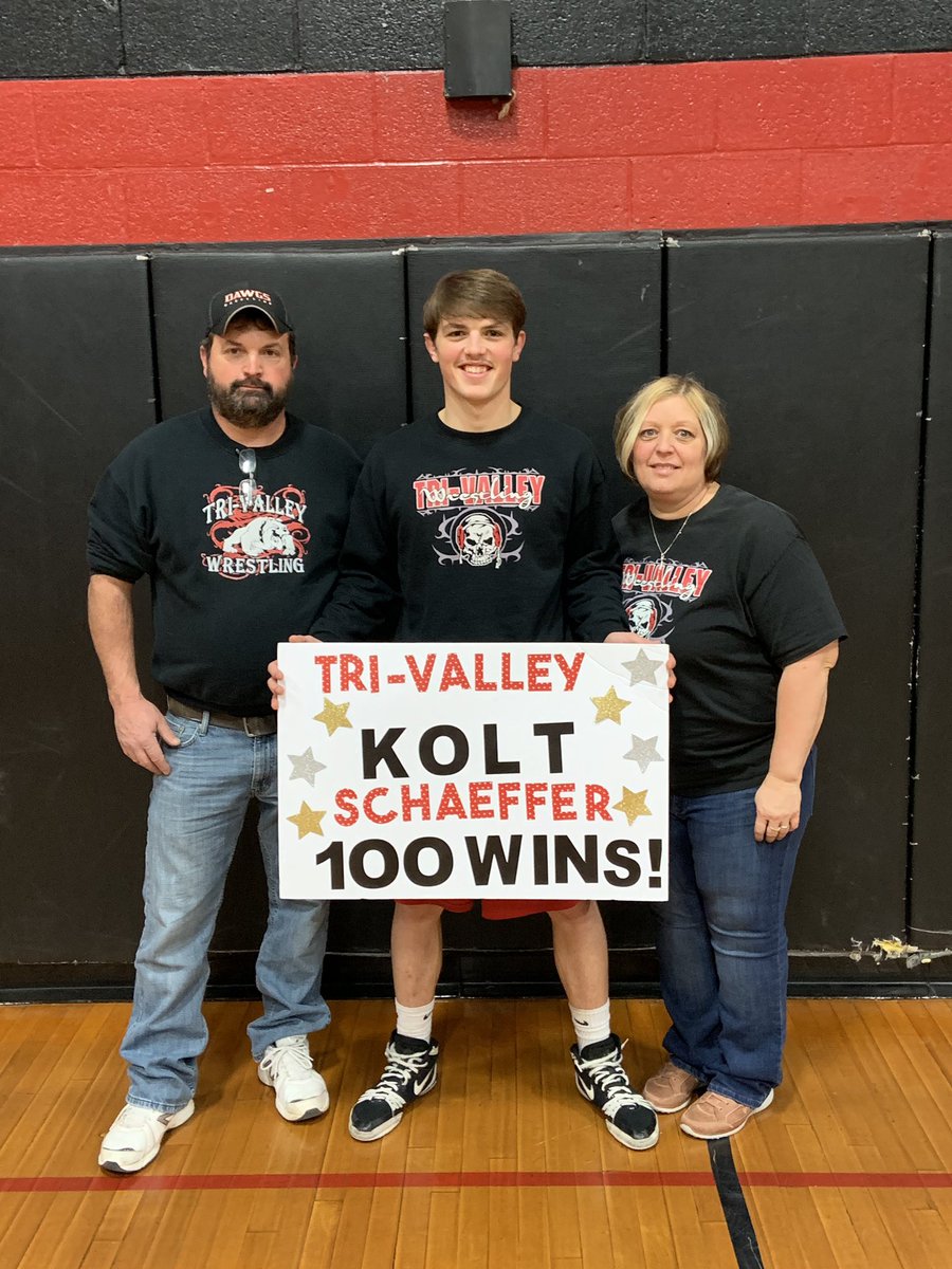 TVAthleticDept's tweet photo. 100th Career win!! https://t.co/etE1YEUL3p