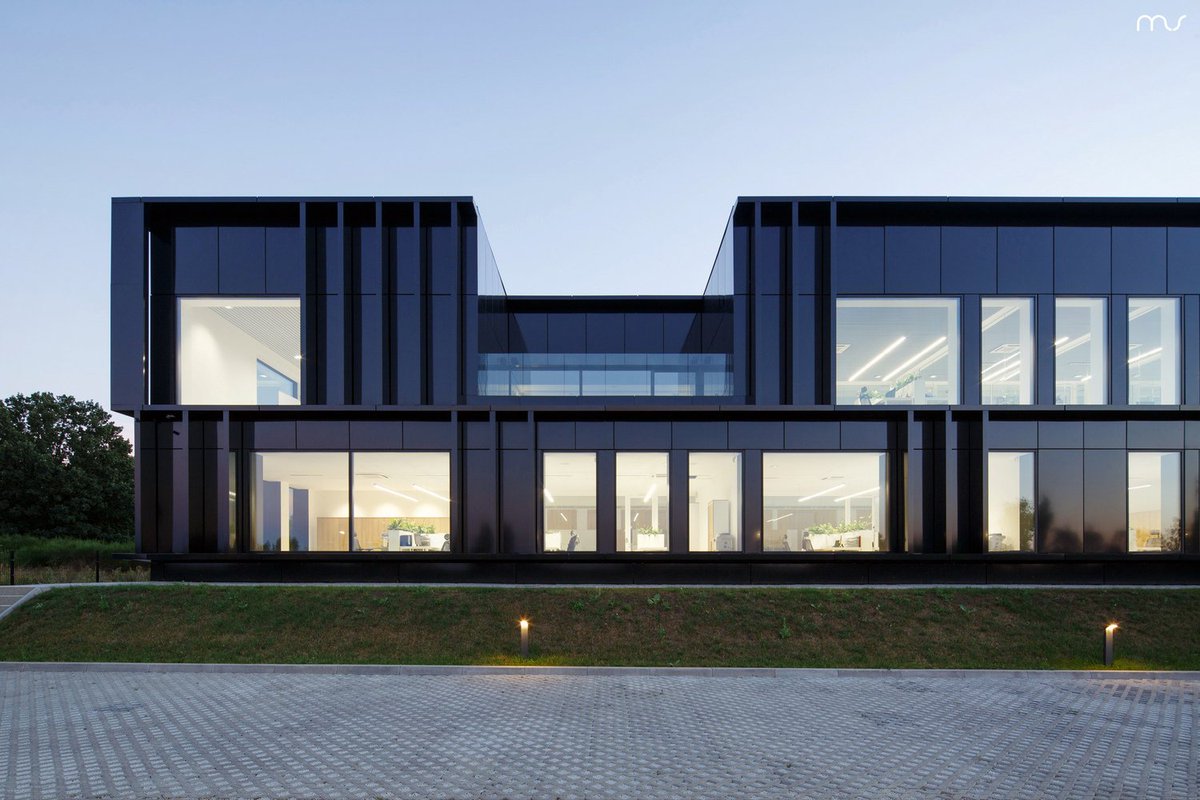 midyPL's tweet image. Building of a private company in #Babice next to #Racibórz @JustinShekoski