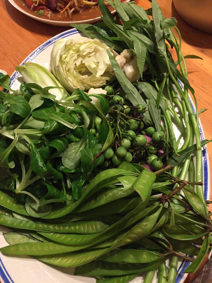 mamaaerkink's tweet photo. อาหารคนงานวันนี้ค่ะ ตำขนมจีนแซลมอนกุ้งสด ยำวุ้นเส้น ผัดเผ็ดกบ ฝีมือแม่บ้านความแซ่บระดับ10 ครับท่าน😋😋😋 https://t.co/61Kra4TWTK