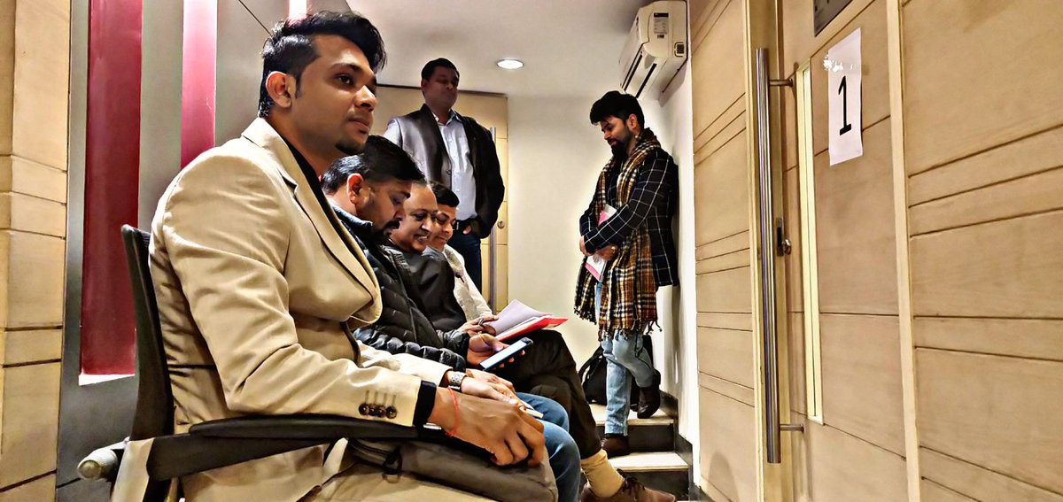 JanhitJagran's tweet photo. The excitement is real at the #JanhitJagran National Pitch as the social entrepreneurs are all set to get their startup ideas assessed by the industry experts. https://t.co/HTBUcMIZ5i