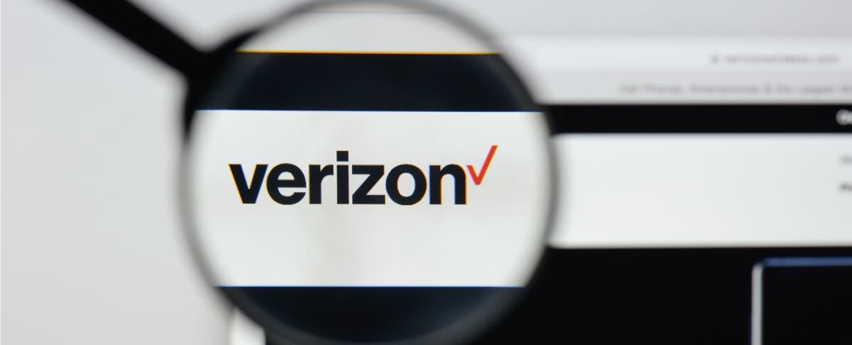 DocKatniss's tweet photo. WE DID IT!!!!! “Verizon Promises to #ReverseTheFee on Remind After Educators’ Outcry” https://t.co/M5QjsHMxGU #edchat #verizon #education https://t.co/Zwi0wIABGS