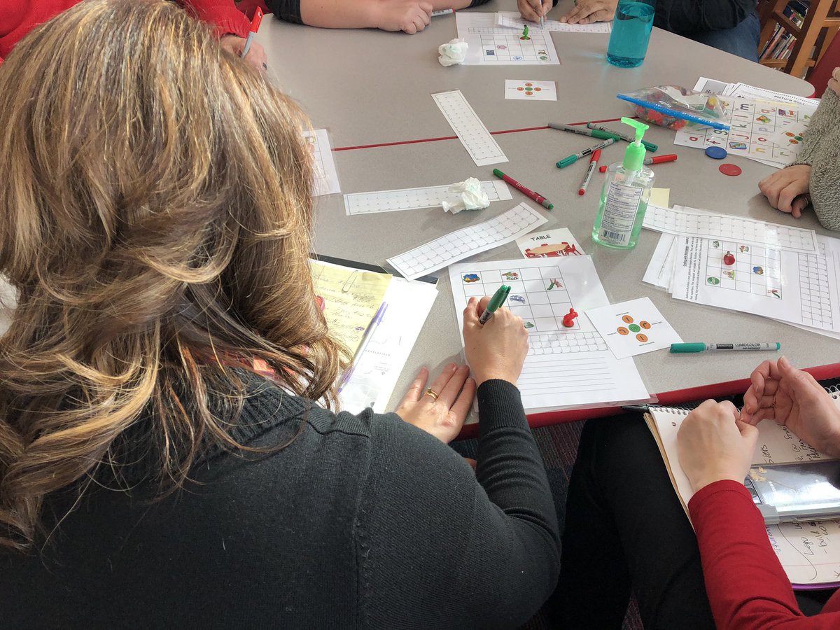 elemitrt's tweet photo. Lots of coding going on at today’s #code2learn inservice at Mountain View Elementary today! @RkeCoSchools #teamup4tech https://t.co/PCNQ5RexhZ