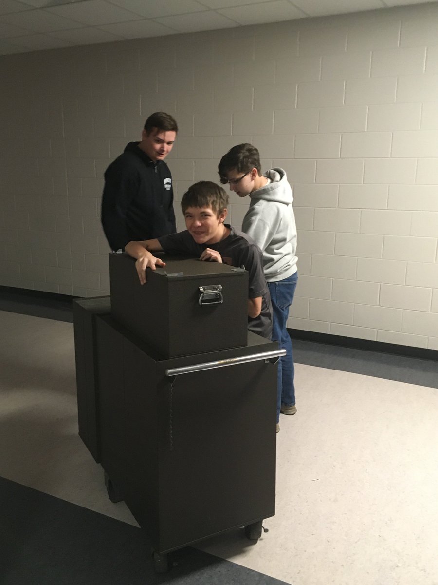 frc6591's tweet photo. Word of the day: Productive
Today we worked on designing our arms for our chassis, the electrical and wiring of the chassis, and organizing our pit area. Our team is doing a great job and has a great start on our journey. We hope you’ll stick around😉 https://t.co/eFzELj1527