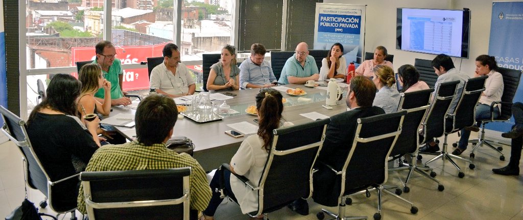 🔧Por indicaciones de nuestro Gobernador <a href="/domingopeppo/">Domingo Peppo</a> nos reunimos con distintos referentes del Sector #Apicola para el desarrollo de la Producción y Comercialización 

<a href="/OcampoAlc/">Cristian Ocampo</a>
#GustavoFERRER
<a href="/repettomj/">Marcelo J. Repetto</a>
<a href="/DelfinaTuckey/">Delfina Tuckey</a>
<a href="/pablofelix/">Pablo Staszewski</a>