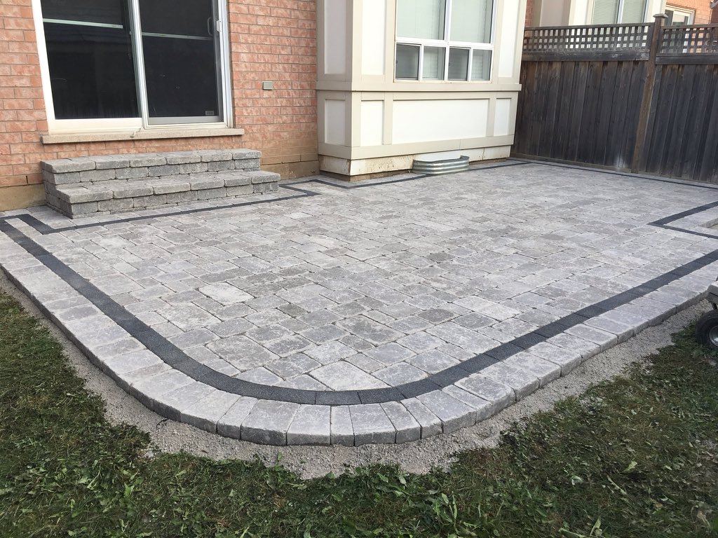 National2142's tweet photo. #nationallandscape #unilock @UnilockLife #interlockngstone https://t.co/1EnqicsBtv