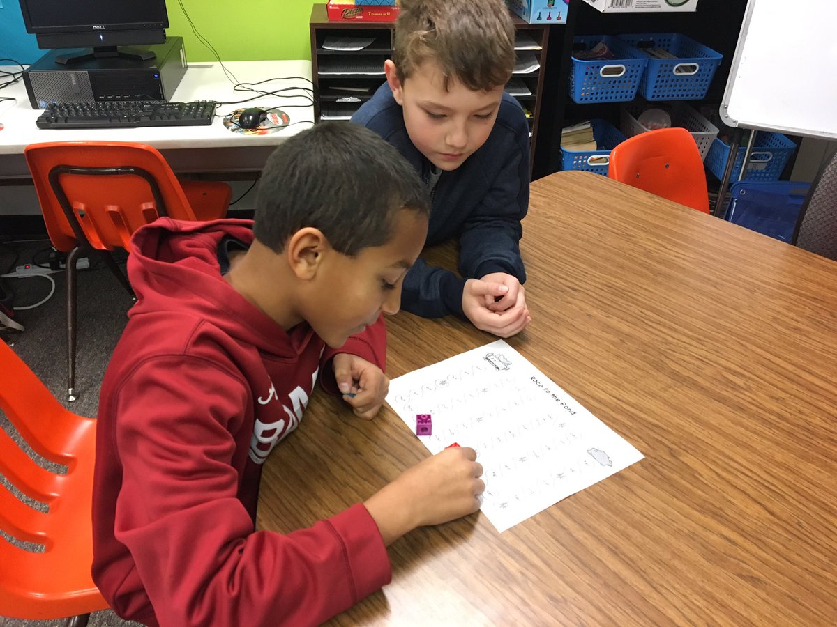 AlisonDJJS's tweet image. Having fun with phonics! The students enjoyed a little competition while reviewing cvc words.@AlisonDJJS #keh4life #bettertogether