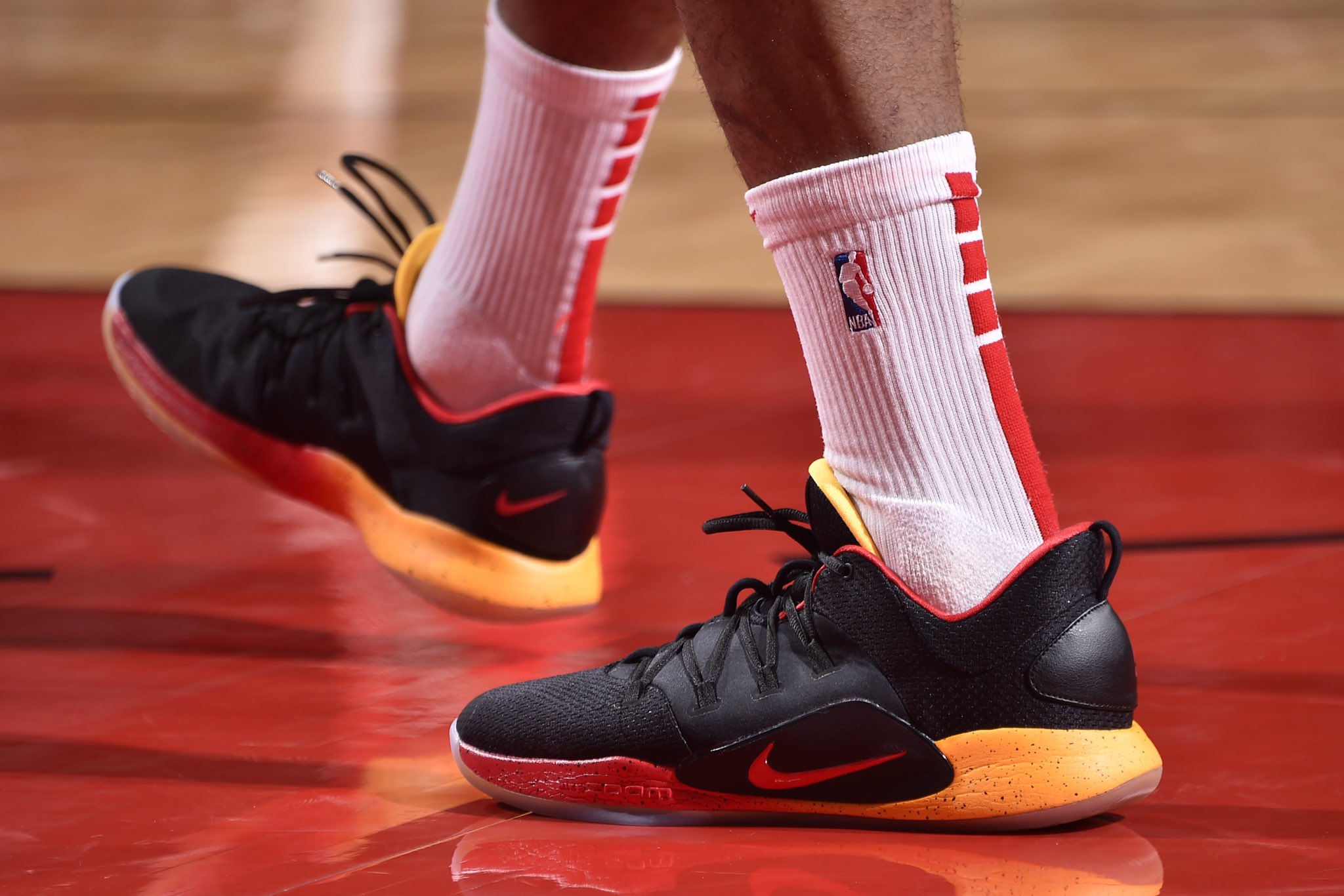 Hyperdunk x low on cheap feet