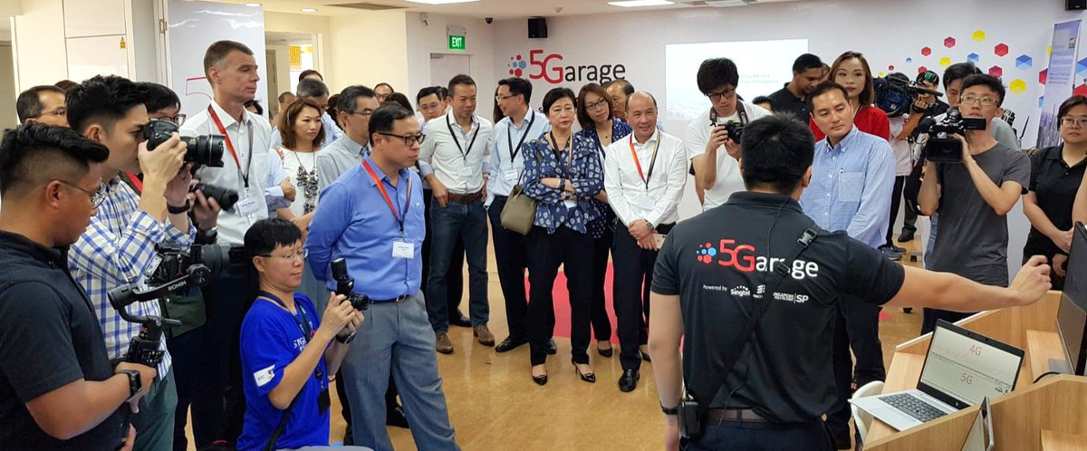 At the #5G Garage launched by @singaporepoly,<a href="/Singtel/">Singtel</a> &amp; <a href="/ericsson/">Ericsson</a>: 3 exciting projects by students on display, featuring a secure drone system, a driverless &amp; electrifying car, &amp; a pipe climbing robot. Local firms Cloudzen &amp; H3Dynamics had demos too. 
#SGDigital #DigitalEconomy