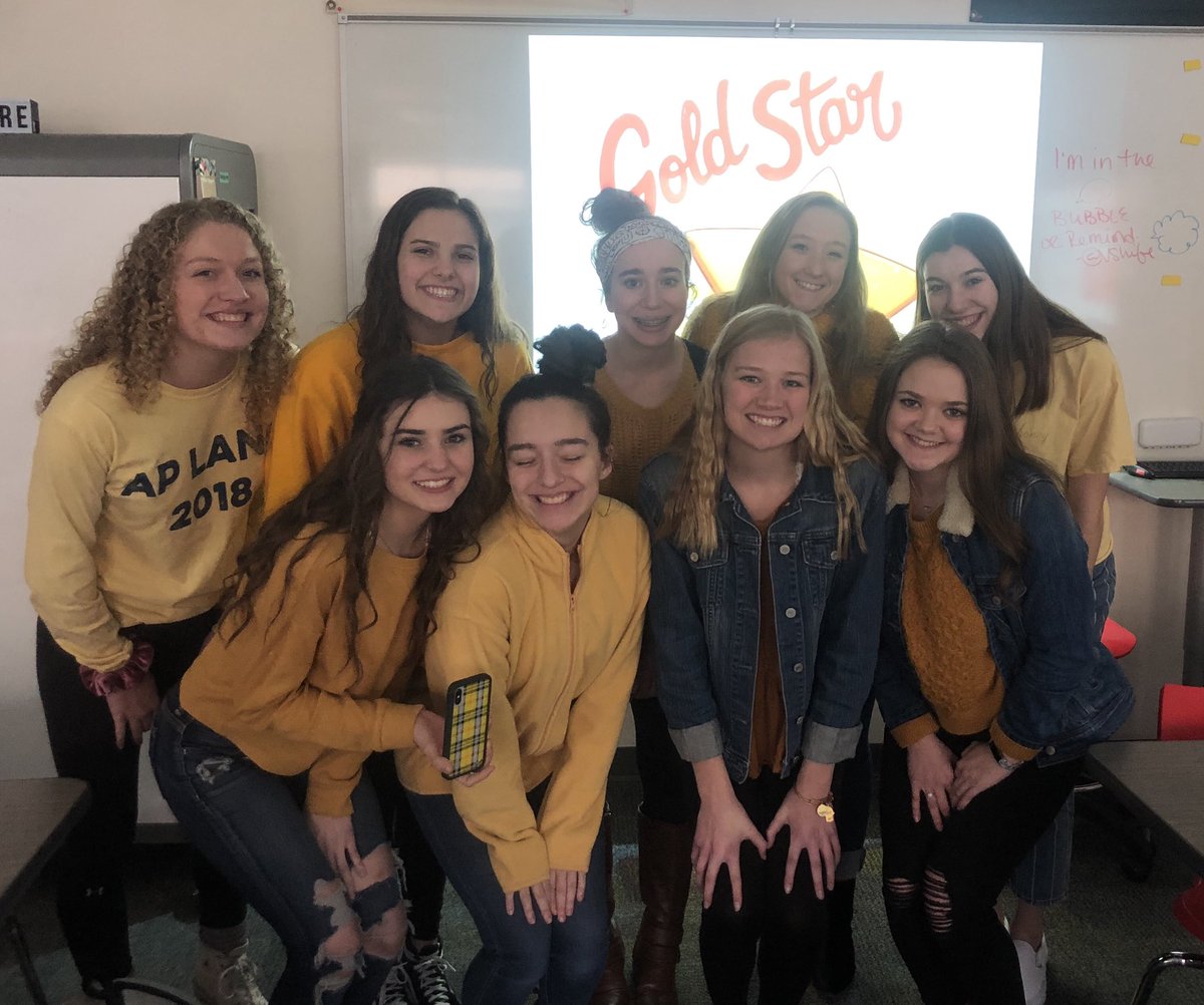 GrantDanceTeam's tweet image. Going for Gold!! Make it Krispie #SectionalsWeek #StayGoald