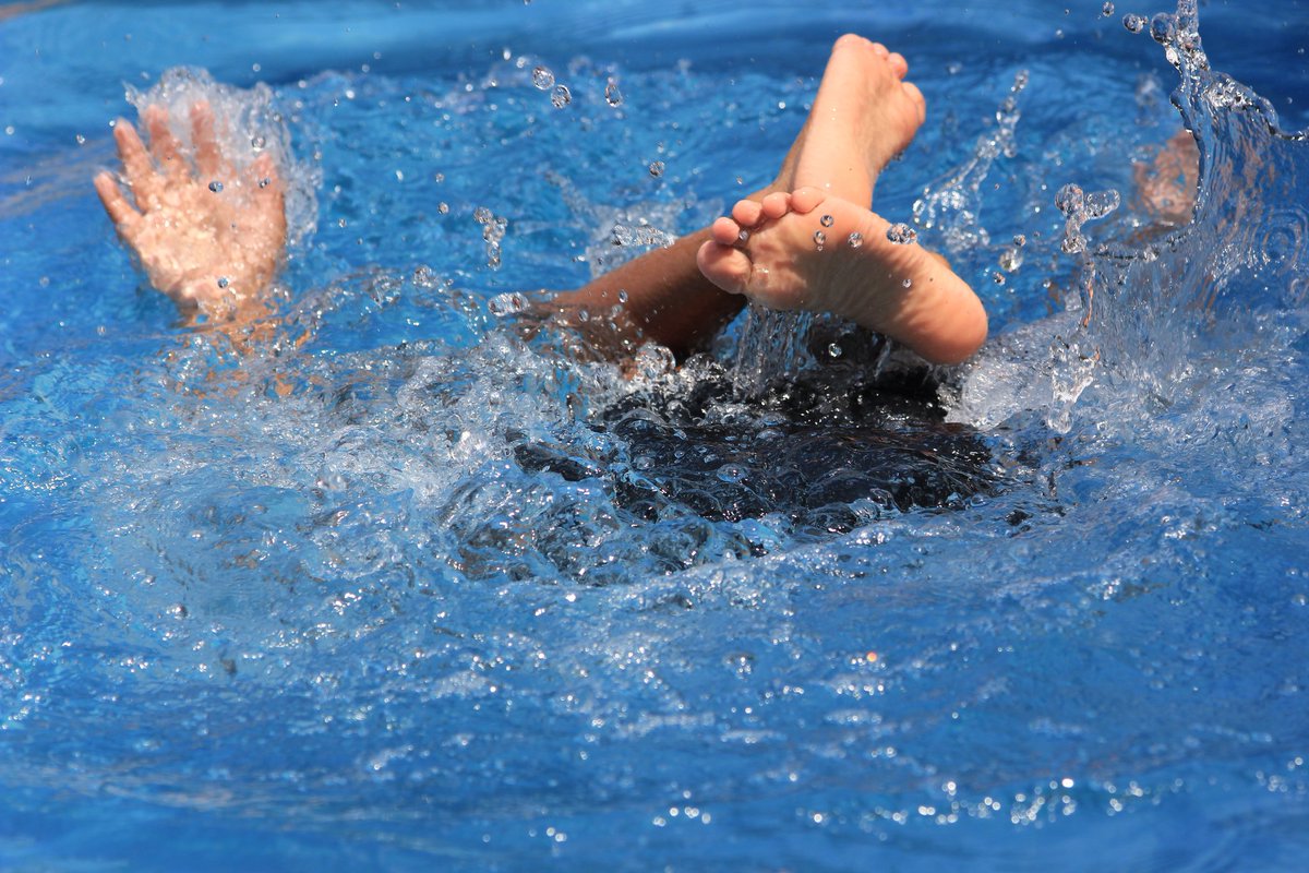 glcdoc's tweet photo. Splash... the joys of play and childhood... #action #toeholdpower #photoart #actionphotography #canonindia #childhood #swimmingphotography
@TOEHOLD_TP https://t.co/jZLPiUSJ6G