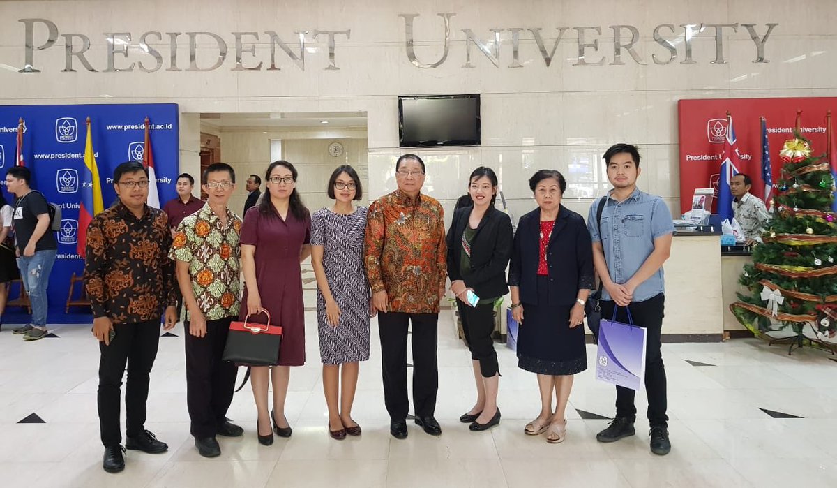 President University meets with INTI to discuss possible partnership.

#presuniv #presidentuniversity #partnerships #partnershipsoffice