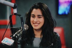 haiercabelloGo's tweet photo. RETWEET PARA VOTO

#LaurenJauregui #BestSoloBreakout
#IHeartAwards @LaurenJauregui https://t.co/Z2IMxVwx1n https://t.co/HWPy3PzO6a