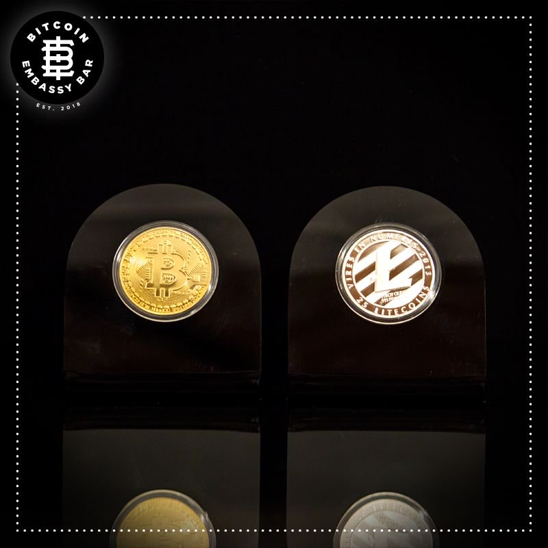 bitcoinemb's tweet photo. Cual es su favorita #bitcoin o #litecoin ?
#LaRoma #ViveLaRoma #blockchain #cryptocurrencies #Mexico #criptomoneda #CriptoActivo #CDMX #RomaCondesa #Satoshi #CDMX #RomaCondesa #CryptoNews #bitcoinnews #mexico🇲🇽 #condesa #laromamx #bar #restaurantemx #gourmet #cdmx #chefmx https://t.co/XrFXqMpXiG
