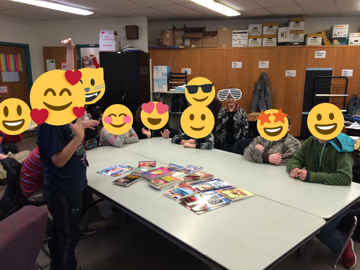 D32MrsBrown's tweet photo. @Scholastic Book ❤️ ❤️ ! #BookBoxDay My students @PCMSD32 were all given gift certificates for Christmas. They were so excited that the books they shopped for finally came today! https://t.co/IbgftF5YZx