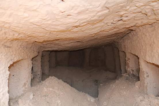 AGhummied's tweet image. العثور على مقبرة عائلية تعود إلى القرن الثاني الميلادي بمنطقة #قرقارش بمدينة #طرابلس .